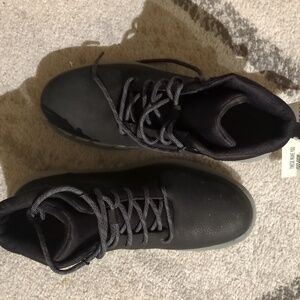 Bogs mens boots black size 10